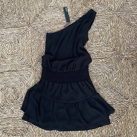 Krisa one shoulder ruffle dress - Picture 2 of 5